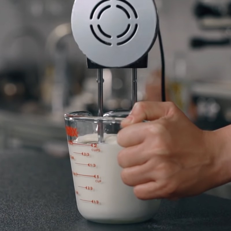 Bước 1 Làm kem macchiato Trà chanh dây macchiato