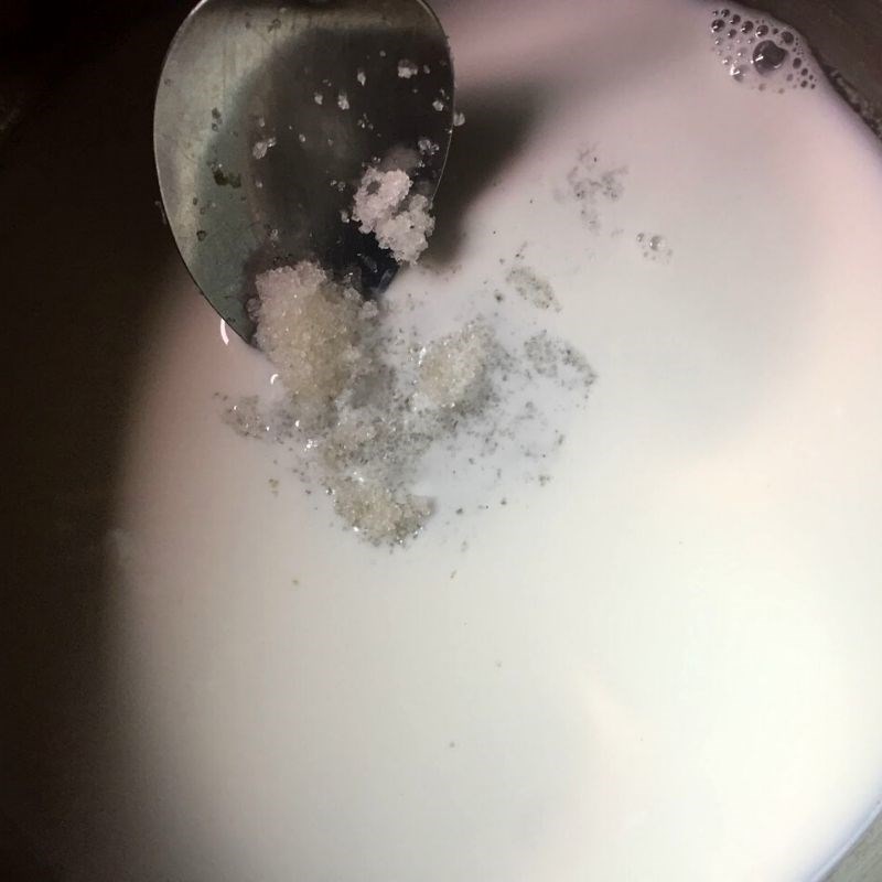 Bước 2 Làm lớp panna cotta sữa Panna cotta bơ sữa