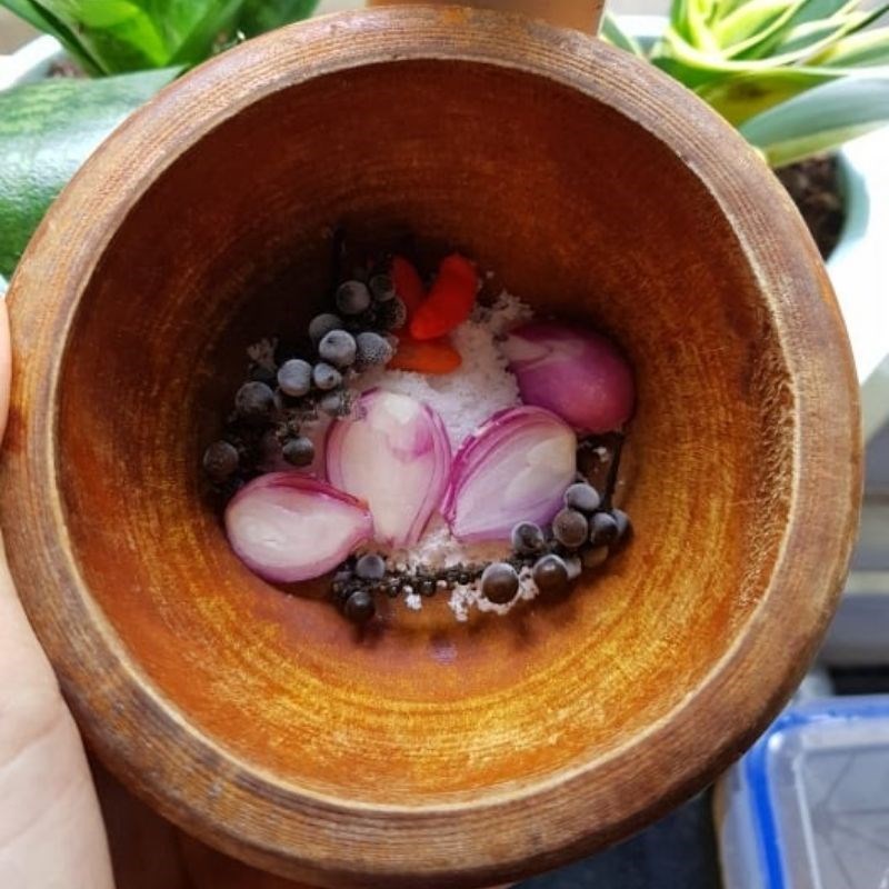 Bước 5 Làm muối tiêu chấm gà Gà ủ muối sả (công thức được chia sẻ từ người dùng)
