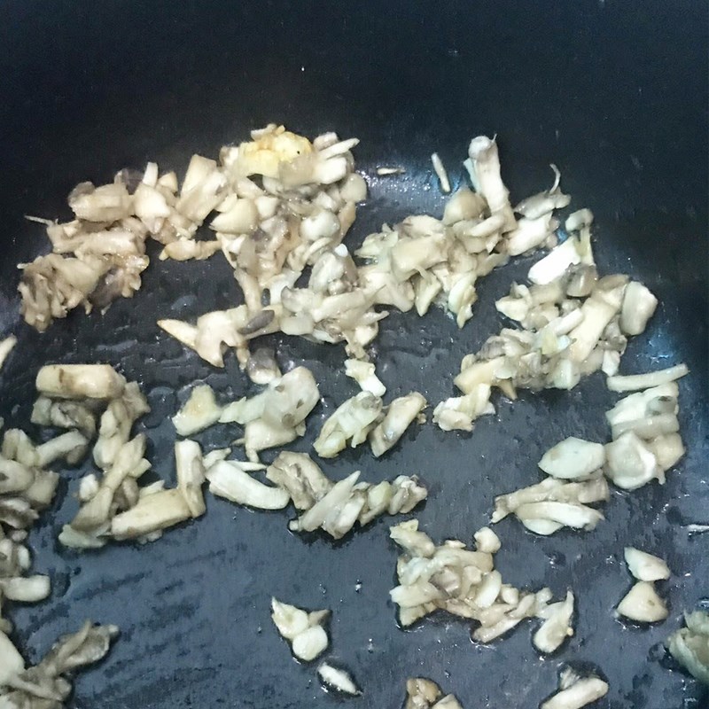 Bước 3 Làm nấm mỡ nhồi thịt kho Nấm mỡ nhồi thịt kho