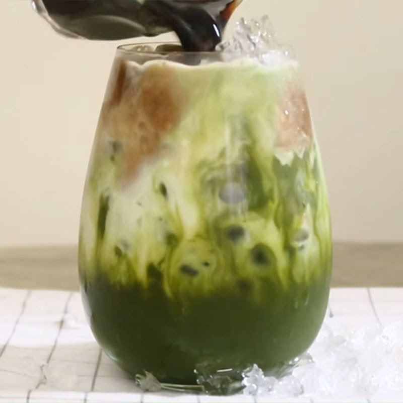 Bước 3 Pha matcha cùng cà phê Cà phê matcha - matcha espresso