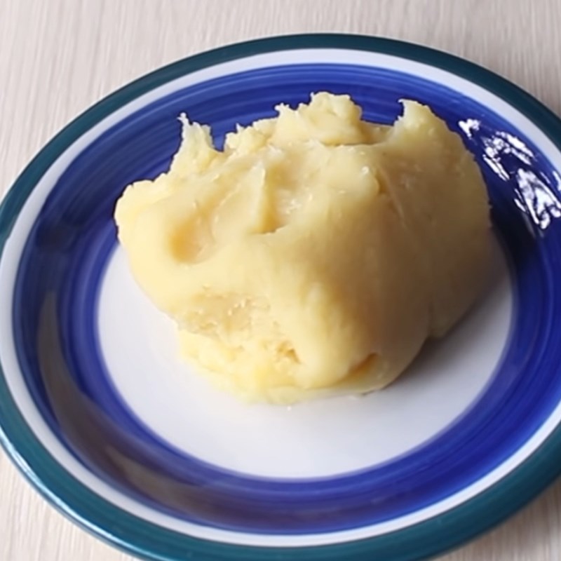 Bước 2 Làm nhân đậu xanh Bánh xu xê truyền thống Huế