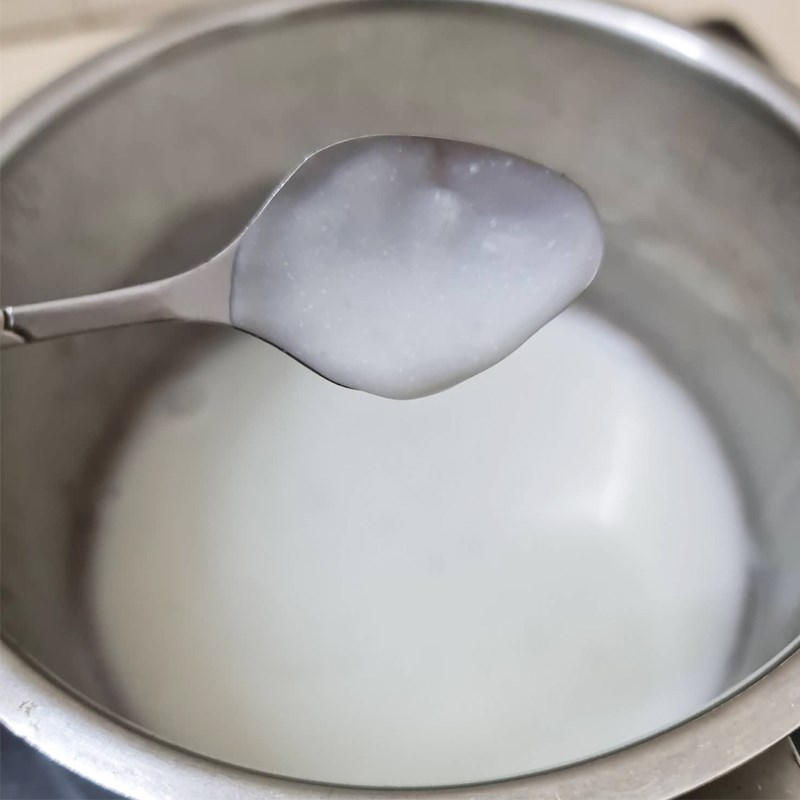 Bước 2 Làm nước cốt dừa ăn xôi xoài Xôi xoài (công thức được chia sẻ từ người dùng)