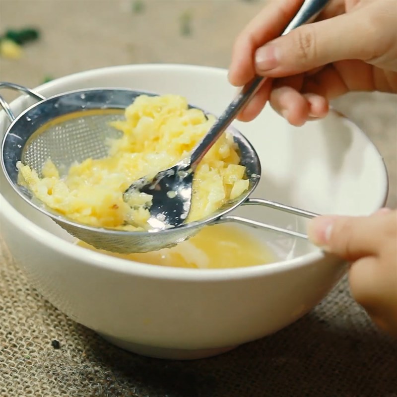 Bước 4 Làm nước sốt phết bắp bò Bắp bò nướng tiêu xanh