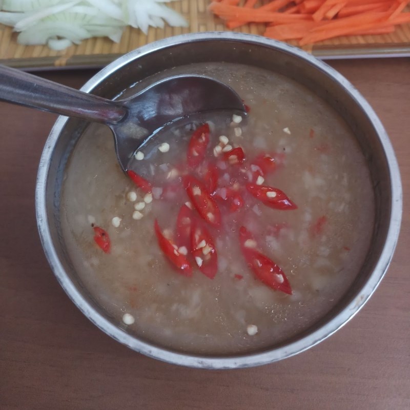Bước 3 Làm nước sốt trộn gỏi Gỏi ức gà