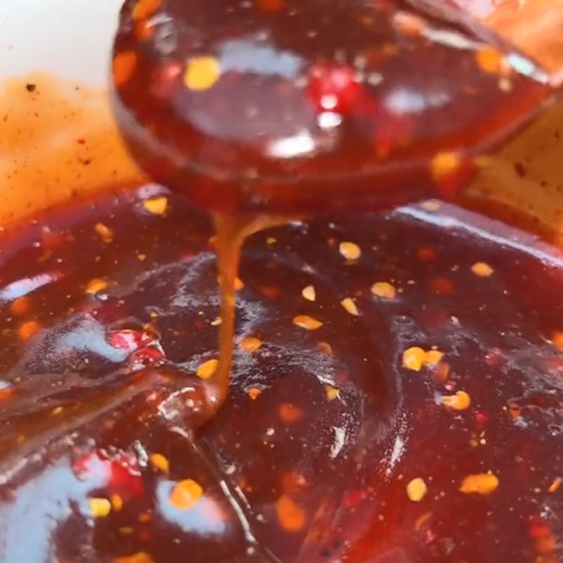 Bước 2 Làm nước sốt ướp mực Mực nướng muối ớt (Công thức được chia sẻ từ TikTok Vào Bếp cùng Cách Nấu Ngon)