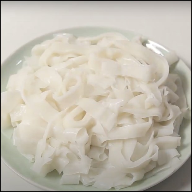 Bước 4 Làm phở trộn Phở trộn hải sản