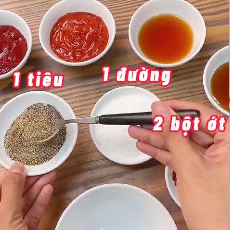 Bước 2 Làm sốt Mì udon sốt cay (Công thức được chia sẻ từ Tiktik Cách Nấu Ngon cùng Cách Nấu Ngon)