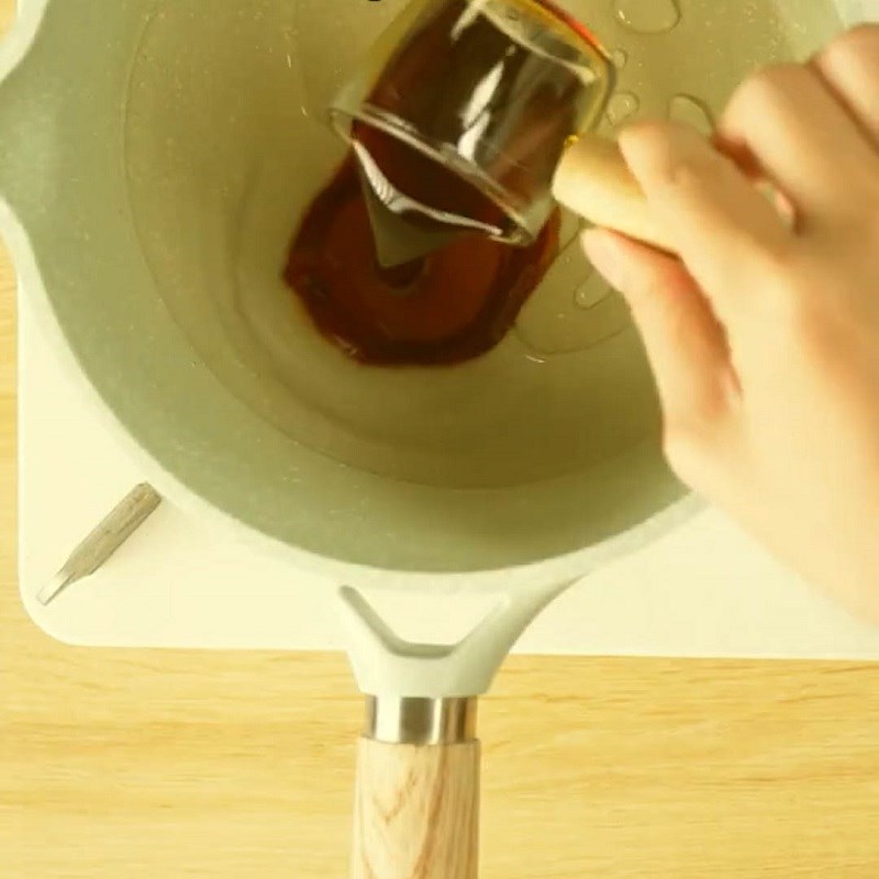 Bước 4 Làm sốt ăn kèm Đầu cá hồi nướng sốt Teriyaki