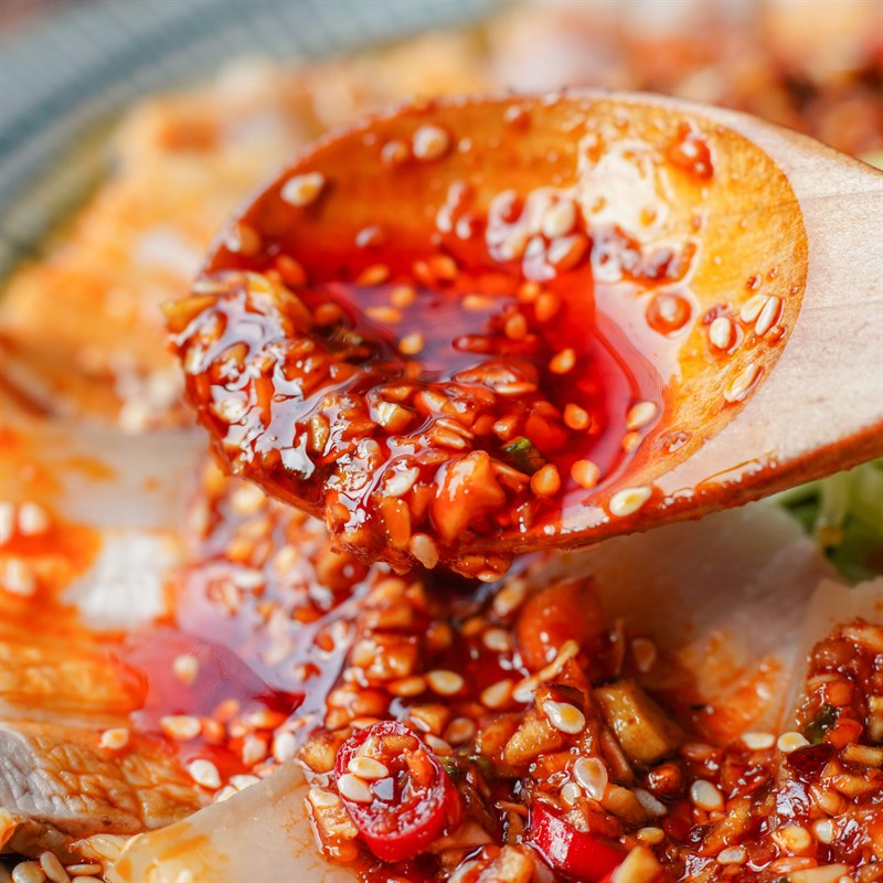 Bước 3 Làm sốt cay Thịt ba chỉ luộc sốt cay