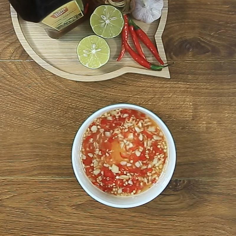 Bước 3 Làm sốt trộn Nộm sứa tai lợn