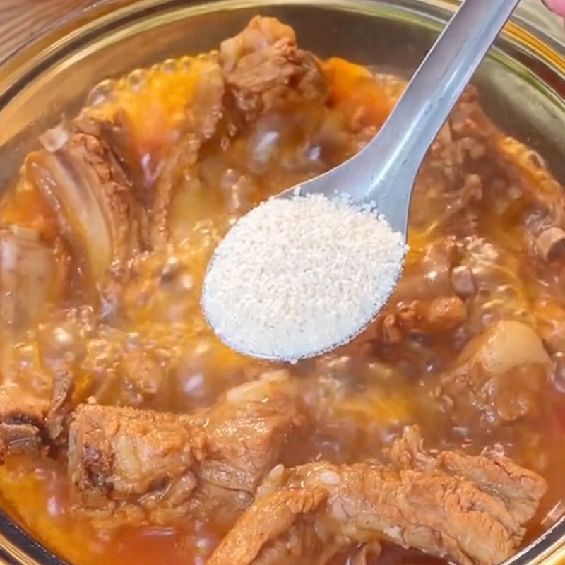 Bước 2 Làm sườn kho Coca Sườn kho coca (Công thức được chia sẻ từ TikTok Cách Nấu Ngon cùng Cách Nấu Ngon)