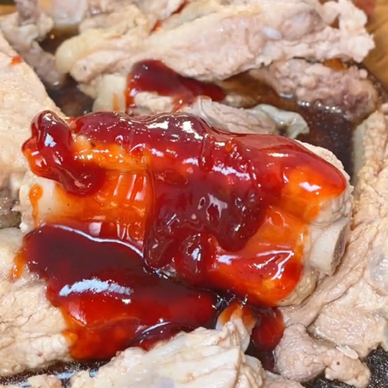 Bước 2 Làm sườn kho Coca Sườn kho coca (Công thức được chia sẻ từ TikTok Cách Nấu Ngon cùng Cách Nấu Ngon)