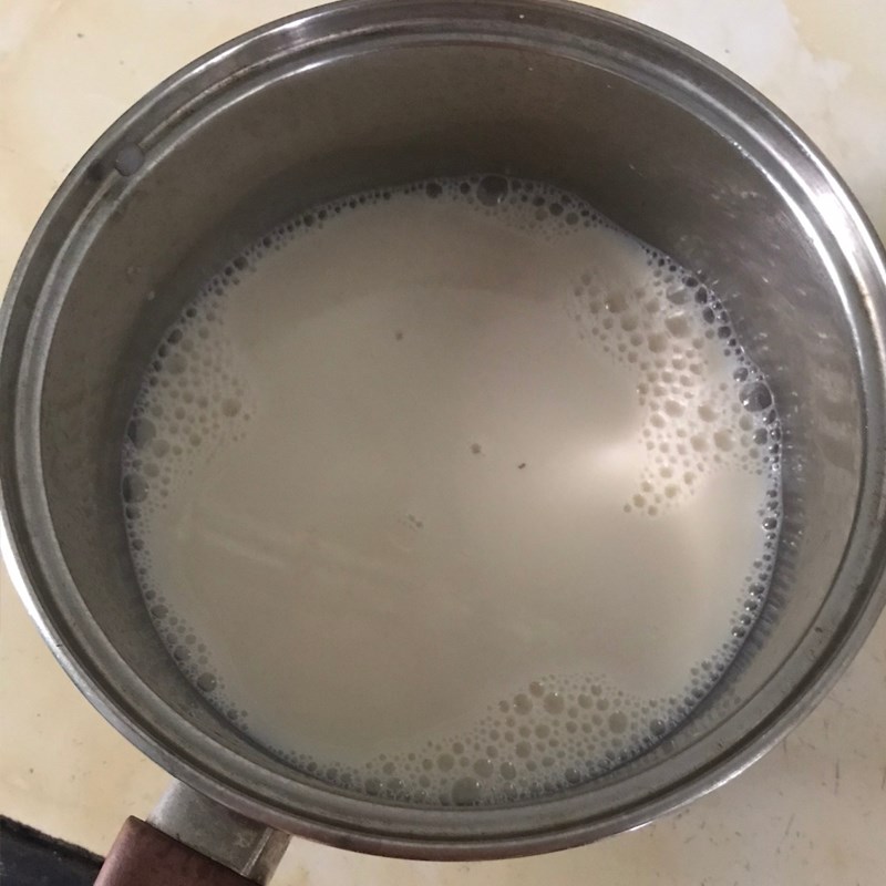 Bước 1 Làm tàu hủ bằng bột rau câu Tàu hủ bằng bột rau câu trân châu nước đường