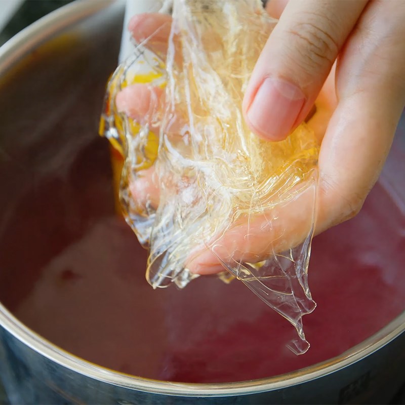 Bước 4 Làm thạch phúc bồn tử Panna cotta thạch vải