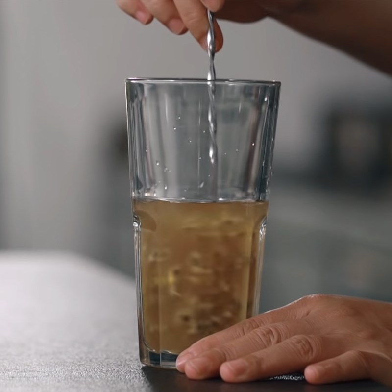 Bước 2 Làm trà chanh dây macchiato Trà chanh dây macchiato