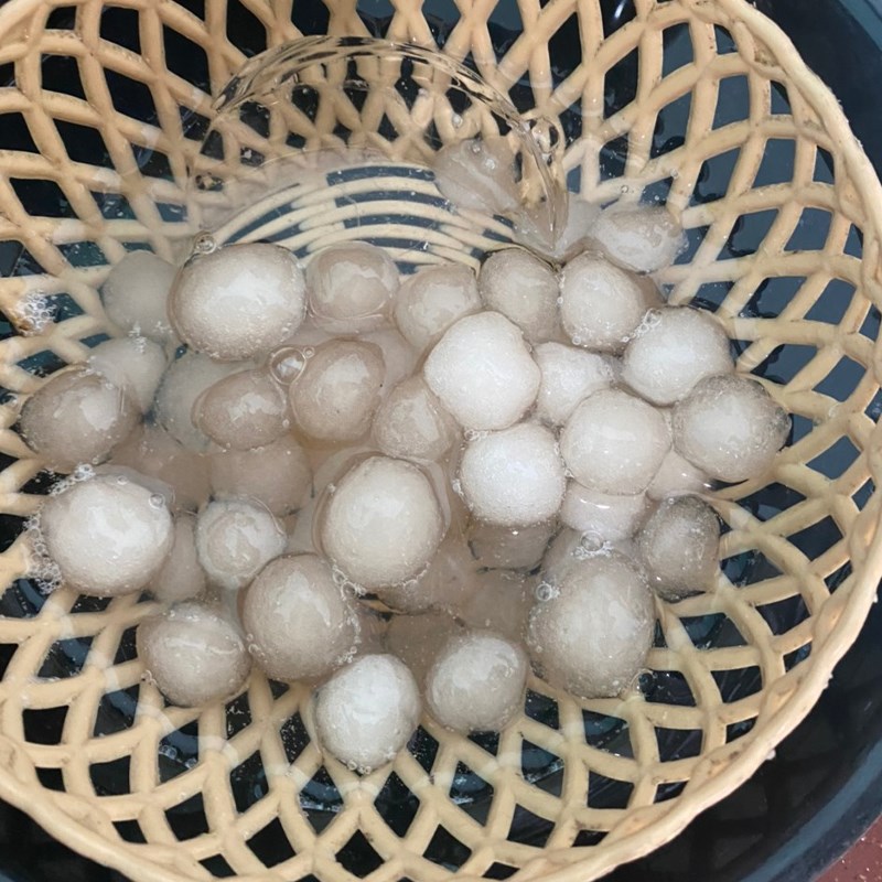 Bước 2 Làm trân châu Tàu hủ bằng bột rau câu trân châu nước đường