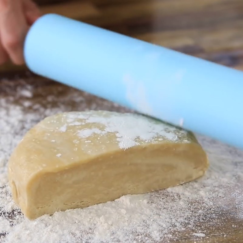 Bước 4 Làm vỏ bánh Bánh khoai tây thịt bò - La tourtiere