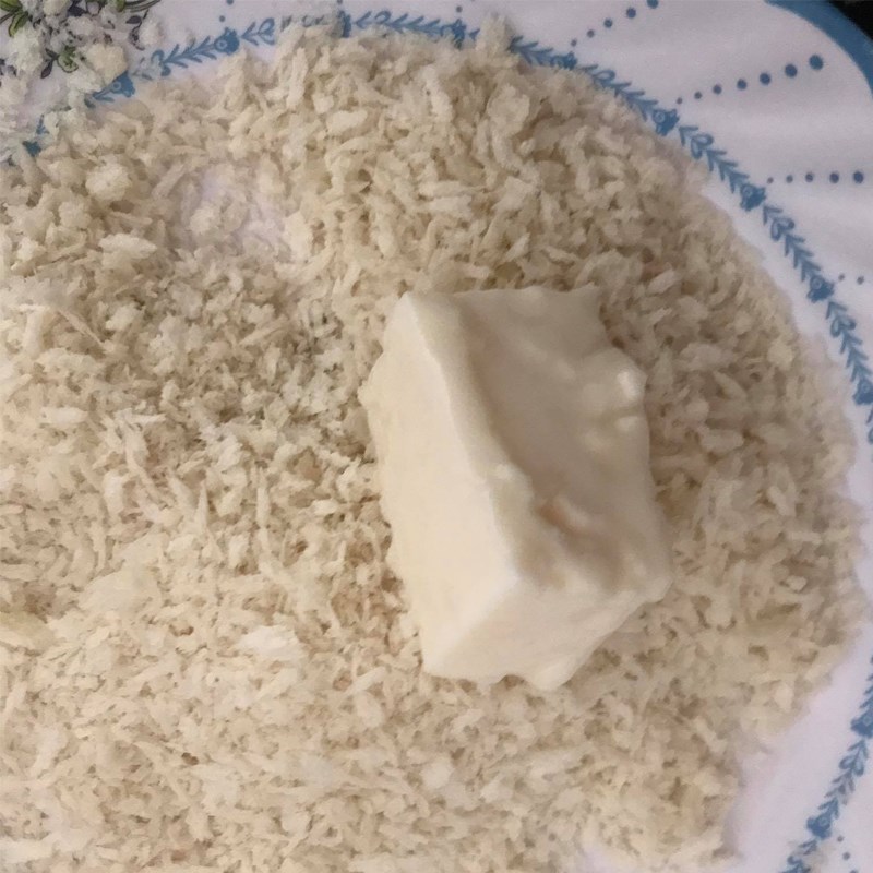 Bước 4 Lăn bánh qua bột Bánh sữa tươi chiên giòn