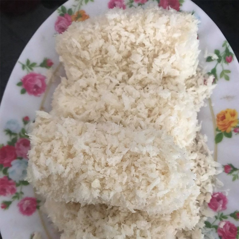 Bước 4 Lăn bánh qua bột Bánh sữa tươi chiên giòn