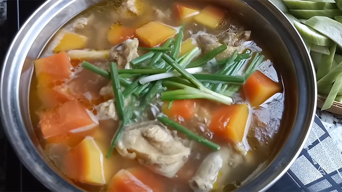 Lẩu gà hầm đu đủ