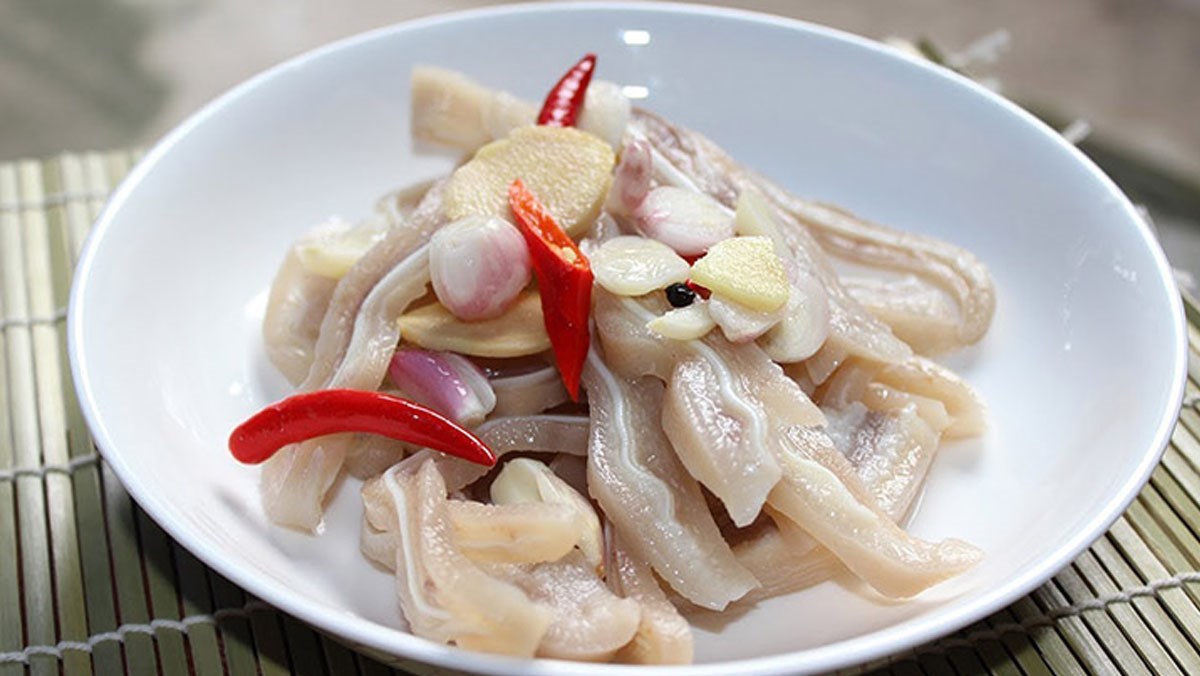 Lỗ tai heo ngâm giấm