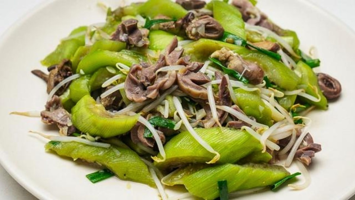 Lòng gà xào mướp (Công thức được chia sẻ từ Tiktok Cách Nấu Ngon cùng Cách Nấu Ngon)