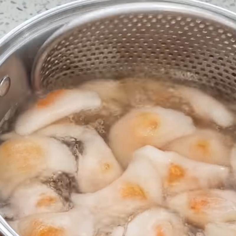 Bước 7 Luộc bánh Bánh bột lọc Phan Thiết
