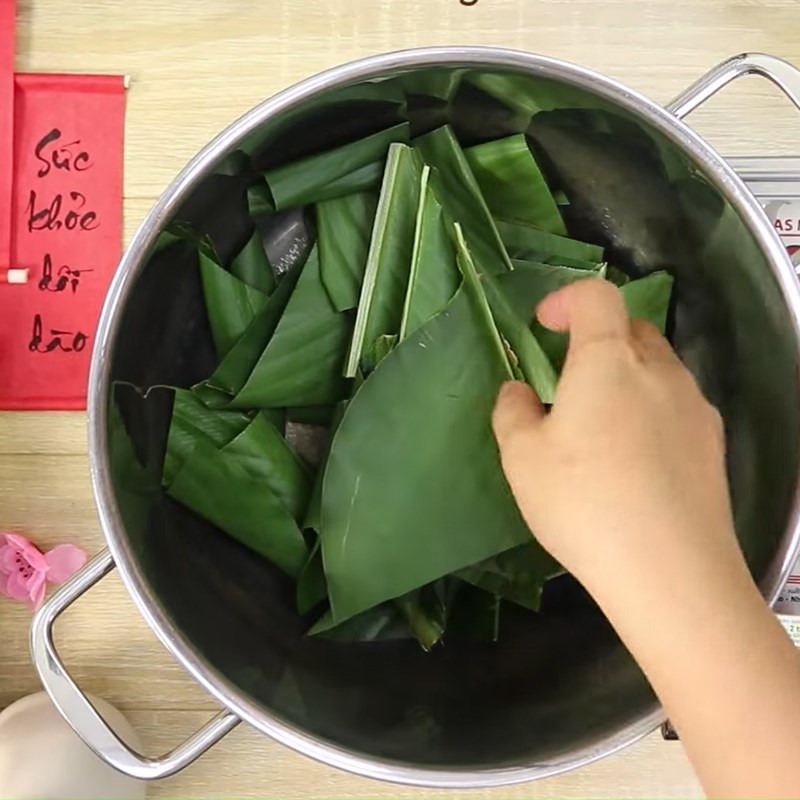 Bước 8 Luộc bánh Bánh chưng gạo nếp lứt