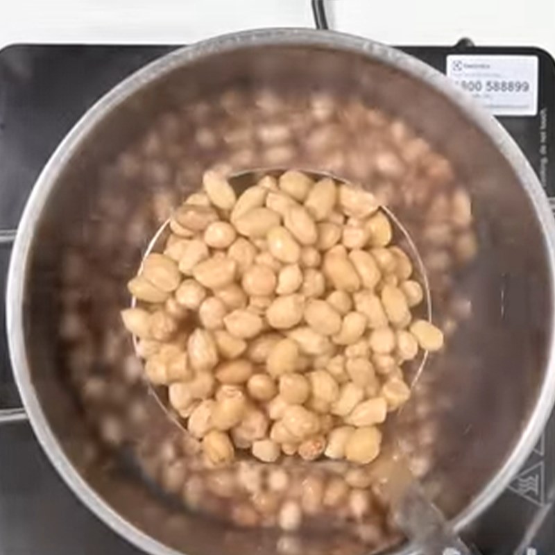 Bước 1 Luộc lạc Lạc rang ngũ vị