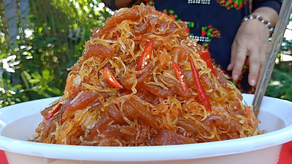 Mắm thái cá lóc đu đủ thính gạo