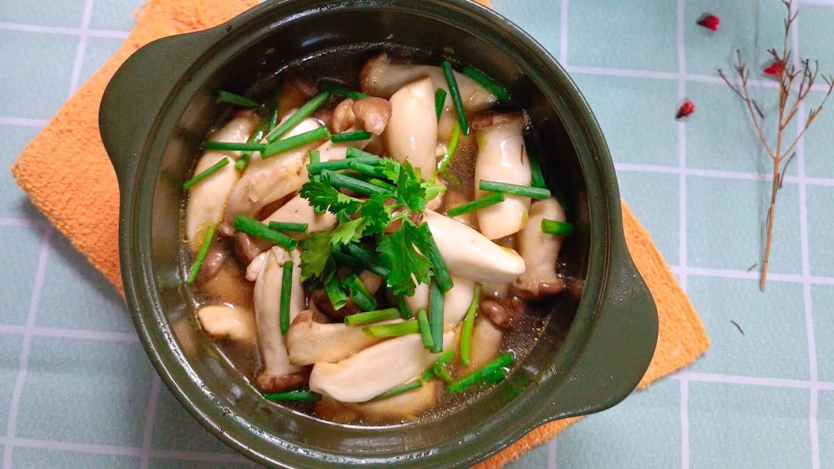 Nấm đùi gà kho tiêu