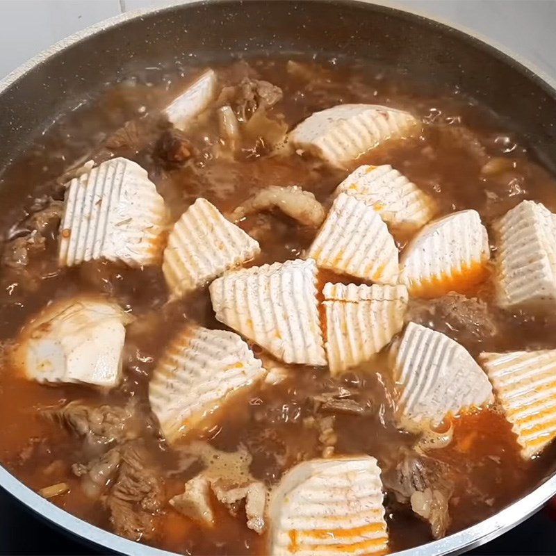 Bước 4 Nấu bò hầm sả Sườn bò hầm sả