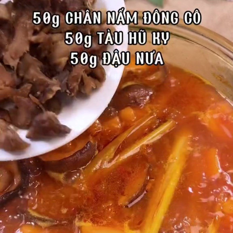 Bước 3 Nấu bò kho chay Bò kho chay bằng nấm đông cô