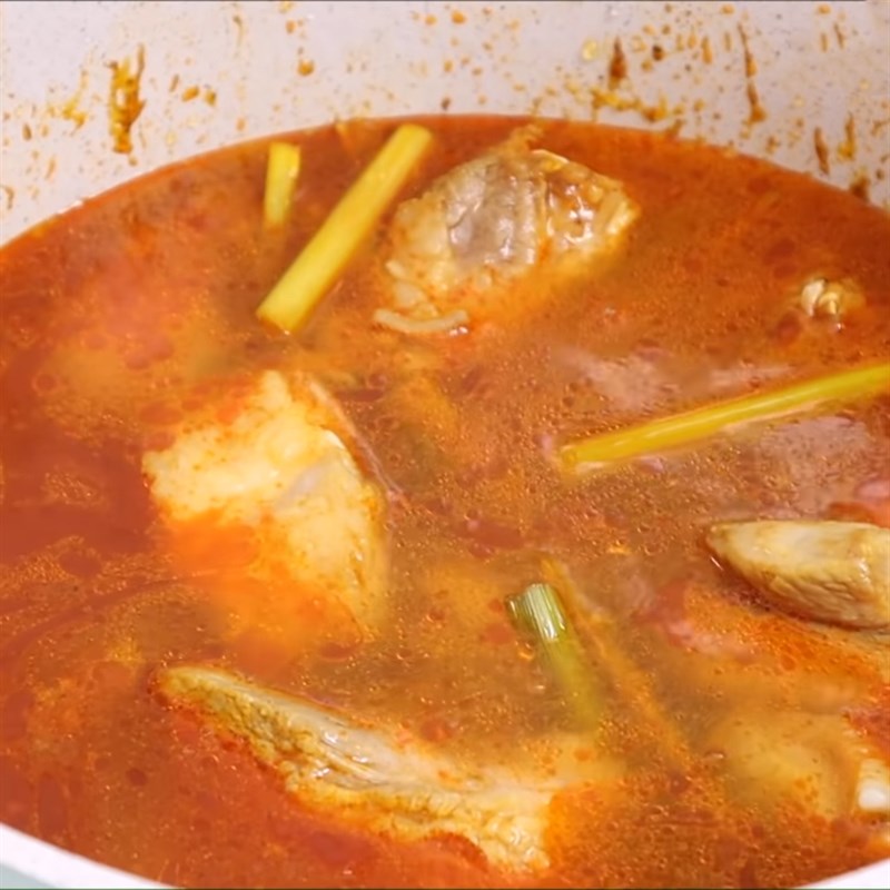Bước 5 Nấu cà ri Cà ri sườn heo