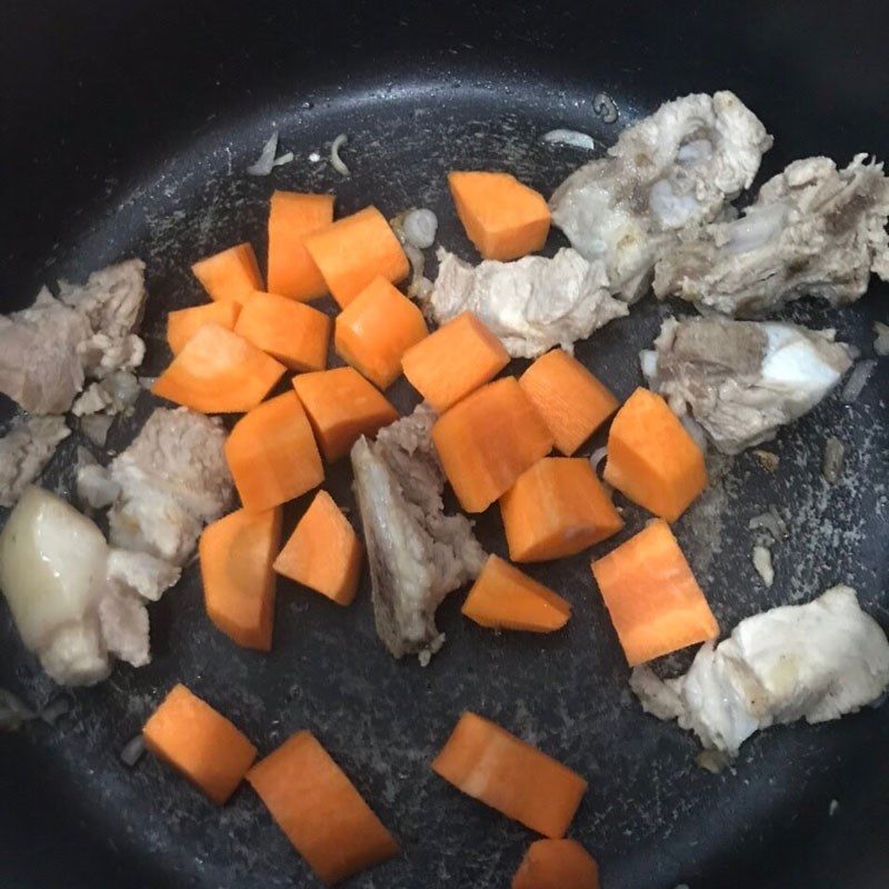 Bước 2 Nấu canh Canh rau củ hầm xương