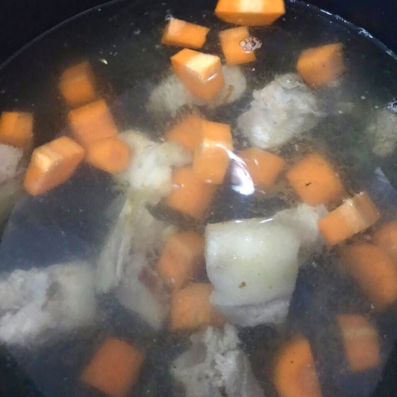 Bước 2 Nấu canh Canh rau củ hầm xương