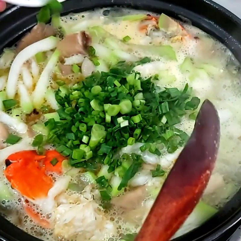 Bước 4 Nấu canh Canh cua biển nấu bầu