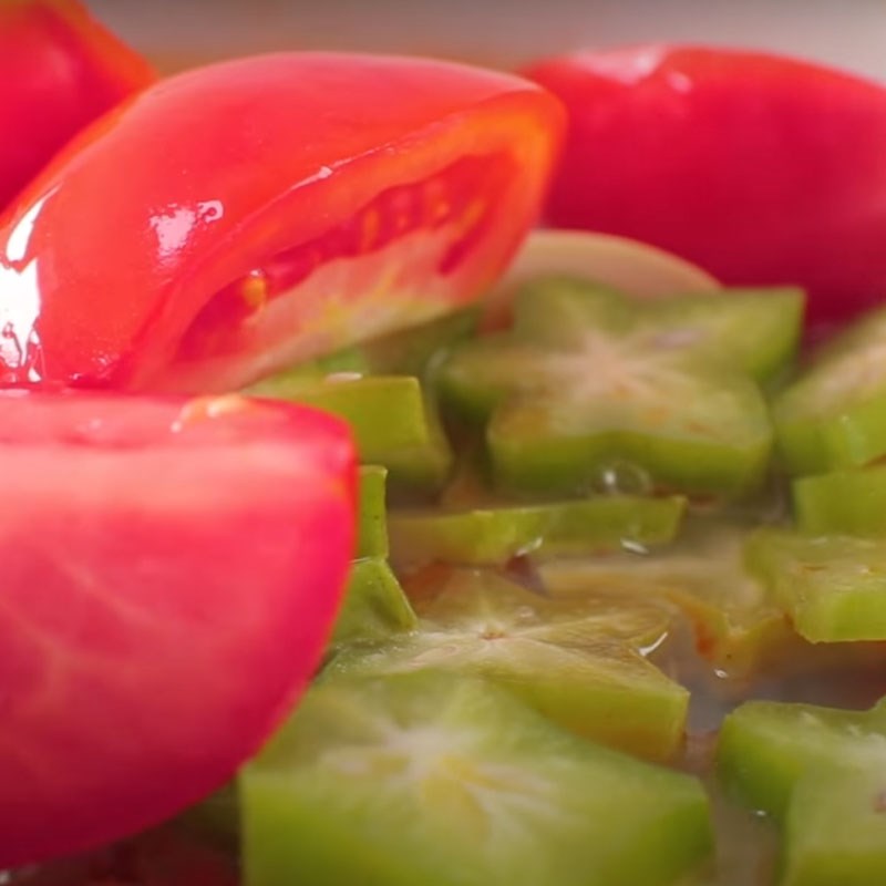 Bước 4 Nấu canh Canh nghêu nấu khế
