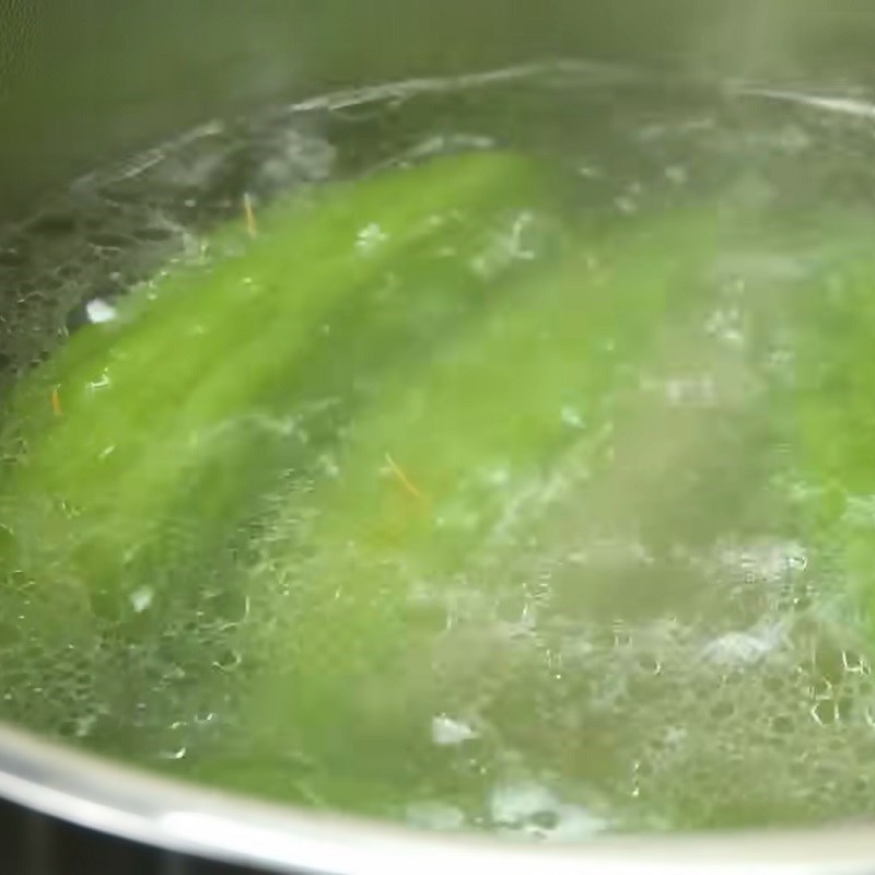 Bước 5 Nấu canh Canh khổ qua nhồi đậu hũ chay