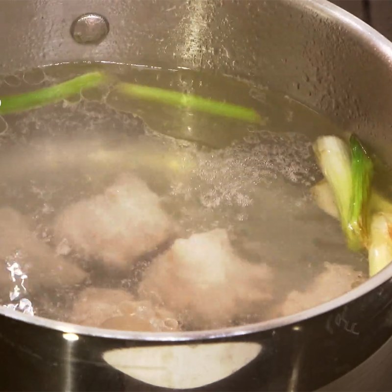 Bước 3 Nấu canh Canh khổ qua hầm xương