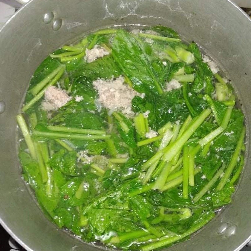 Bước 3 Nấu canh Canh cải ngọt thịt bằm