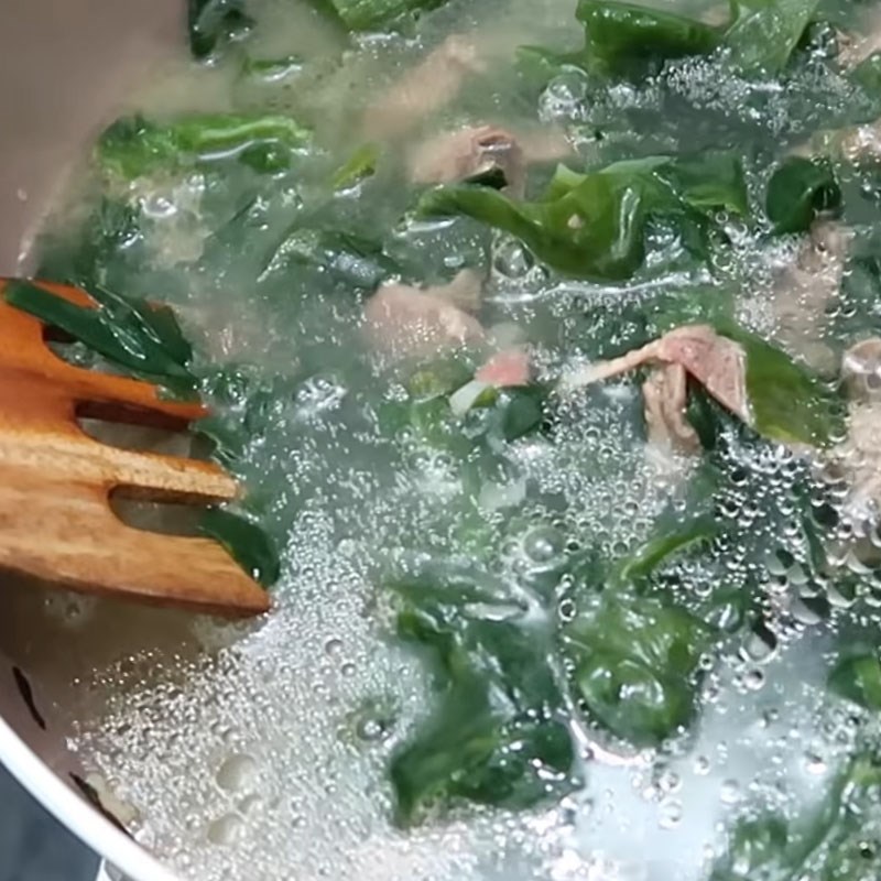 Bước 3 Nấu canh Canh rong biển thịt bò đậu hũ