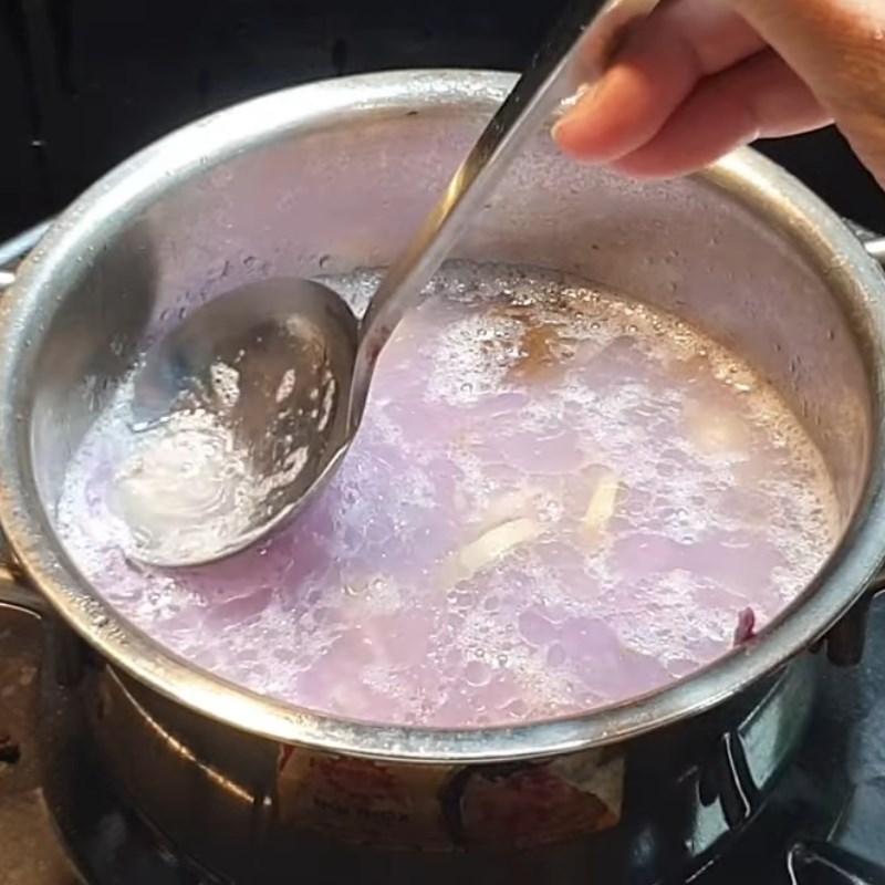 Bước 3 Nấu canh Canh khoai mỡ chay nấm đùi gà