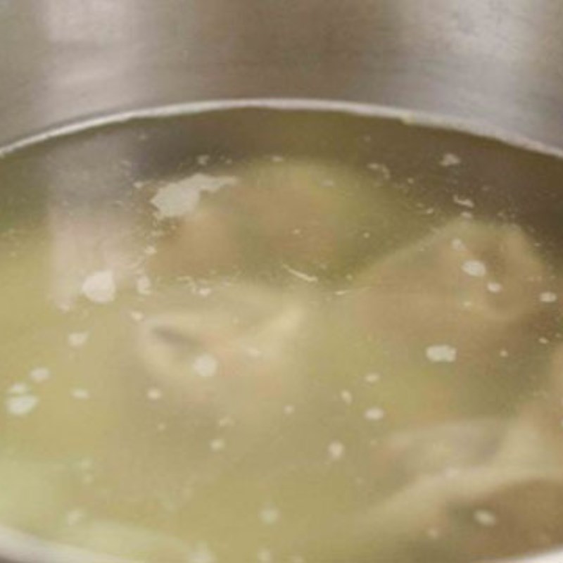 Bước 2 Nấu canh Canh măng khô nấu xương