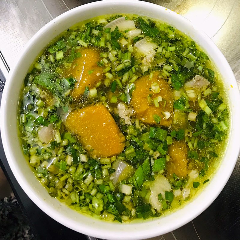 Bước 3 Nấu canh Canh bí đỏ thịt bằm