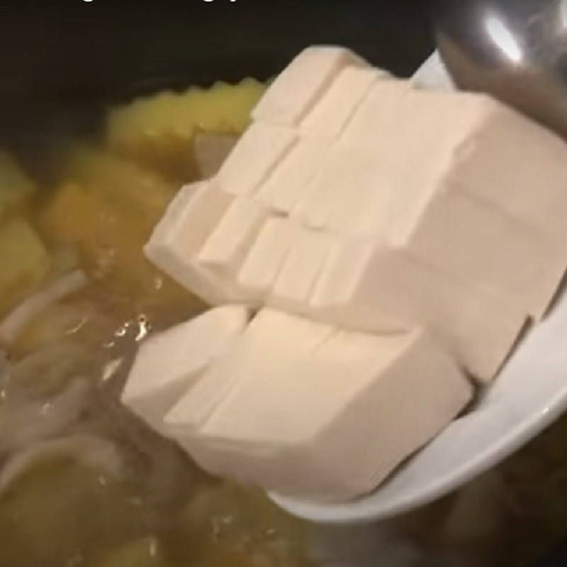 Bước 3 Nấu canh đu đủ với lá lốt Canh đu đủ chay nấu với lá lốt