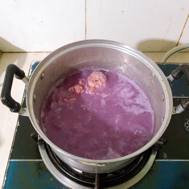 Bước 2 Nấu canh khoai mỡ thịt bằm Canh khoai mỡ thịt bằm