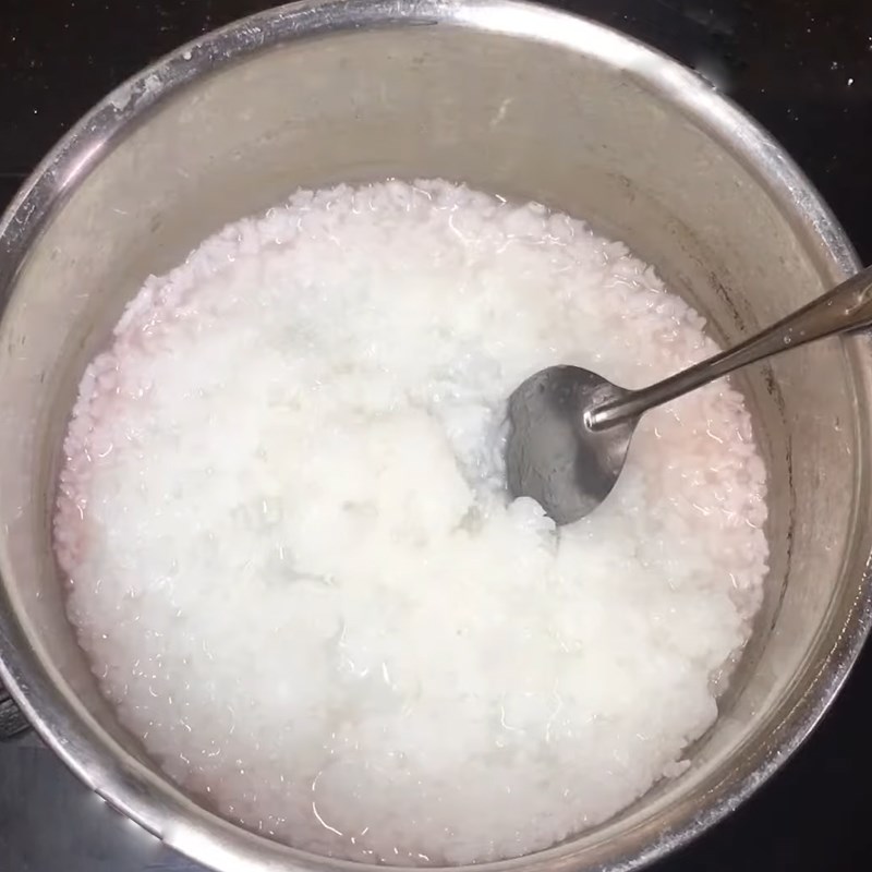 Bước 5 Nấu cháo Cháo thịt bò củ dền