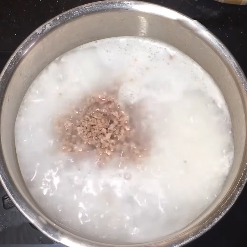 Bước 5 Nấu cháo Cháo thịt bò củ dền